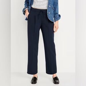 High-Waisted Billie Straight Ankle Trouser